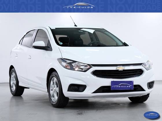 CHEVROLET ONIX 1.4 MPFI LT 8V FLEX 4P AUTOMÁTICO CHEVROLET ONIX 1.4 MPFI LT 8V FLEX 4P AUTOMÁTICO